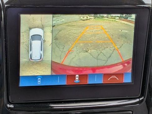 Used 2019 Chevrolet Traverse LT w/ LT Premium Package image 19