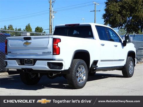New 2026 Chevrolet Silverado 2500 High Country w/ High Country Premium Package image 4