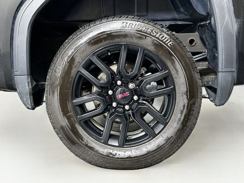 Used 2024 GMC Sierra 1500 Elevation AWD/4WD image 11