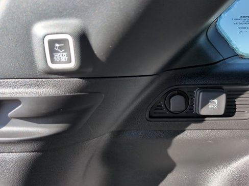 New 2025 Jeep Grand Cherokee Limited w/ Luxury Tech Group II image 32