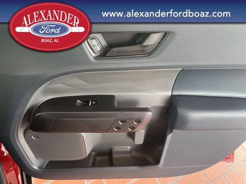 New 2025 Ford Maverick XLT w/ XLT Luxury Package image 18