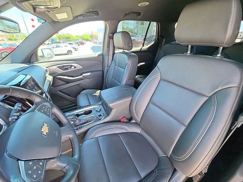 Used 2023 Chevrolet Traverse LT w/ LPO, Floor Liner Package AWD/4WD image 18