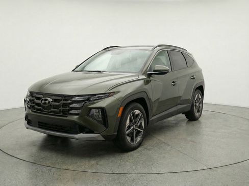 Used 2025 Hyundai Tucson SEL FWD image 3