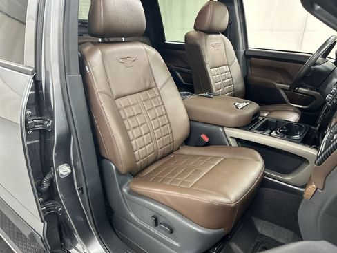 Used 2023 Nissan Titan Platinum Reserve w/ Moonroof Package AWD/4WD image 22