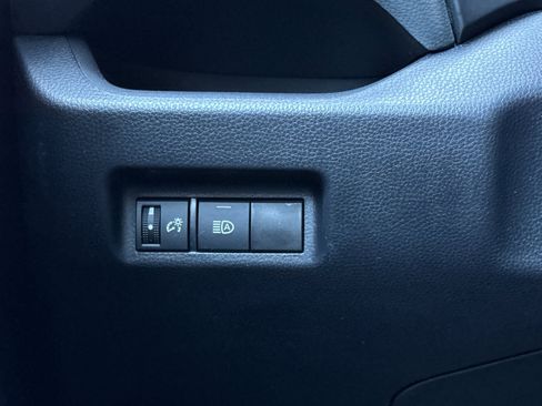 Used 2024 Toyota RAV4 XLE image 31