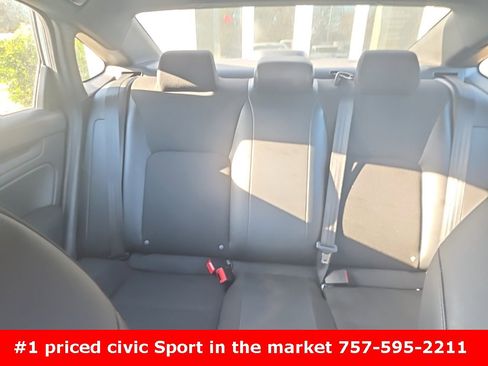 Used 2023 Honda Civic Sport image 13