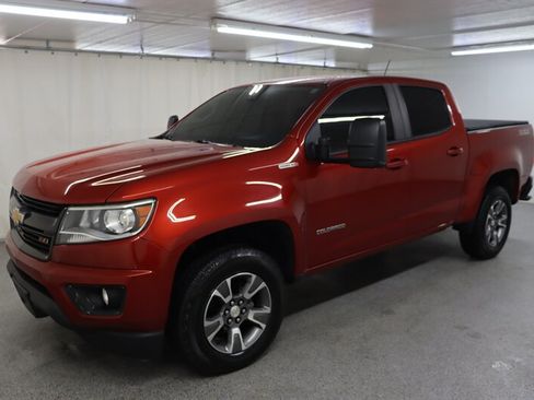 Used 2016 Chevrolet Colorado Z71 AWD/4WD image 3