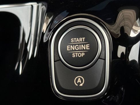 Certified 2025 Mercedes-Benz GLA 35 AMG 4MATIC image 26