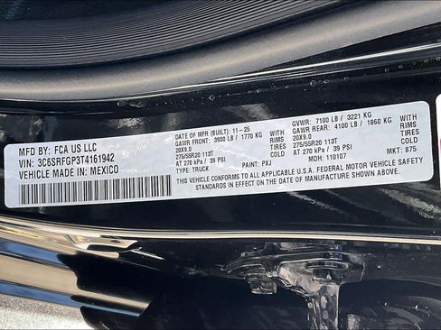New 2026 RAM 1500 Express AWD/4WD image 19