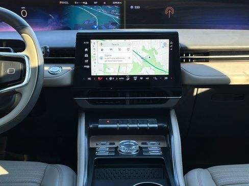 Used 2025 Lincoln Nautilus Reserve w/ Jet Appearance Package image 19