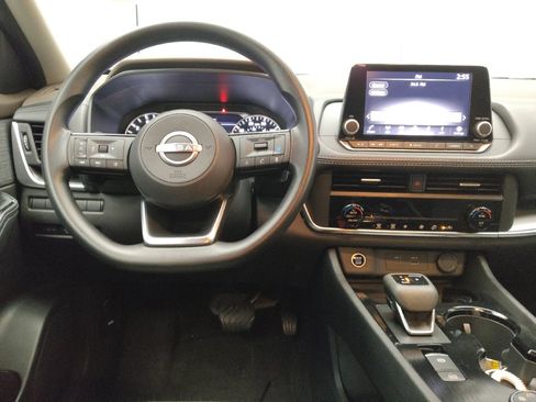 Used 2023 Nissan Rogue SV AWD/4WD image 22
