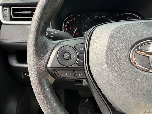 Certified 2025 Toyota RAV4 LE image 18