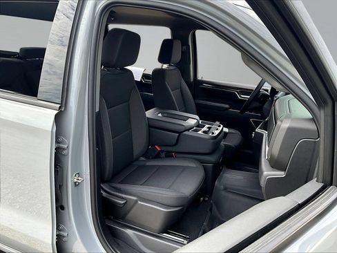 Used 2024 GMC Sierra 1500 Elevation w/ LPO, Elevation Black Package AWD/4WD image 32