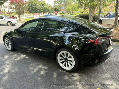 Used 2023 Tesla Model 3 Standard Range RWD image 9