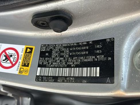 Used 2015 Toyota Highlander XLE image 35