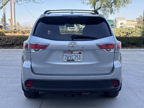 Used 2016 Toyota Highlander Limited AWD/4WD image 4