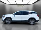 Used 2023 GMC Terrain SLT image 3