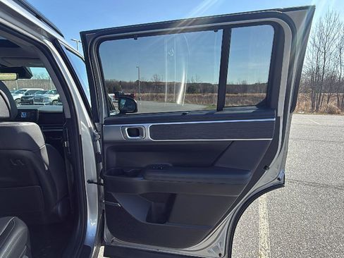 Used 2024 Hyundai Santa Fe Limited FWD image 19