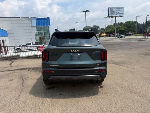 Certified 2023 Kia Sorento X-Line EX AWD/4WD image 6