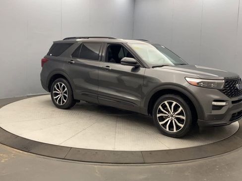 Used 2020 Ford Explorer ST w/ Premium Technology Package AWD/4WD image 7