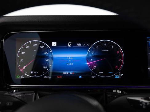 Used 2025 Mercedes-Benz G 550 w/ Exclusive Interior Package image 32