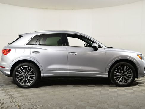 Certified 2022 Audi Q3 2.0T Premium w/ Convenience Package image 7