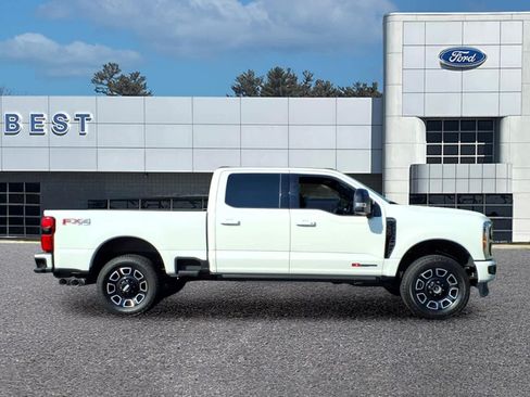 Used 2026 Ford F350 Platinum w/ FX4 Off-Road Package AWD/4WD image 8
