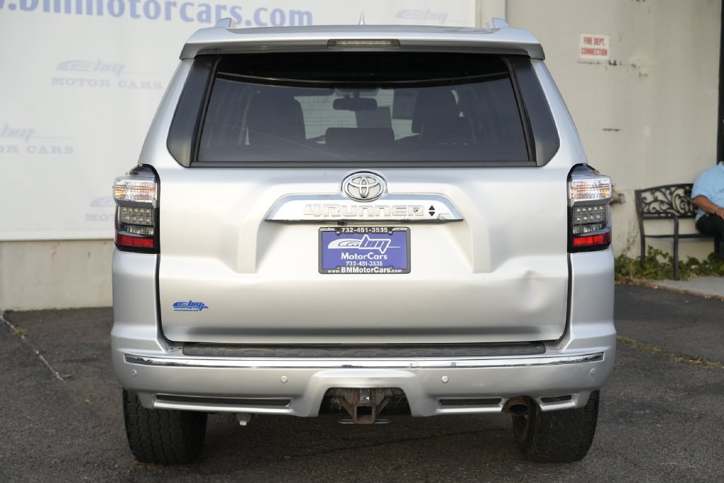 Used 2016 Toyota 4Runner Limited AWD/4WD image 6
