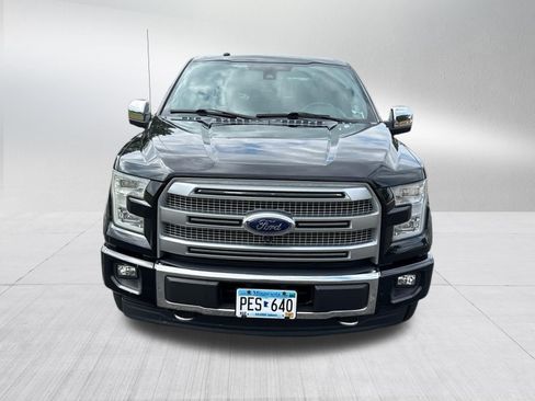 Used 2017 Ford F150 Platinum w/ Equipment Group 701A Luxury AWD/4WD image 3