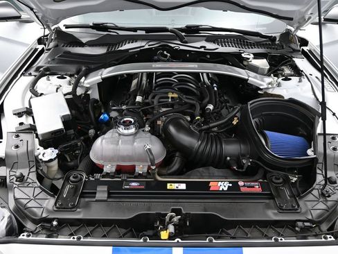 Used 2017 Ford Mustang Shelby GT350 RWD image 25