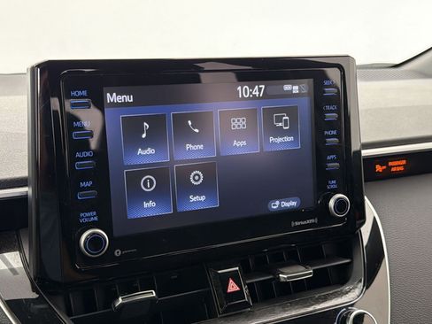 Used 2022 Toyota Corolla SE FWD image 19