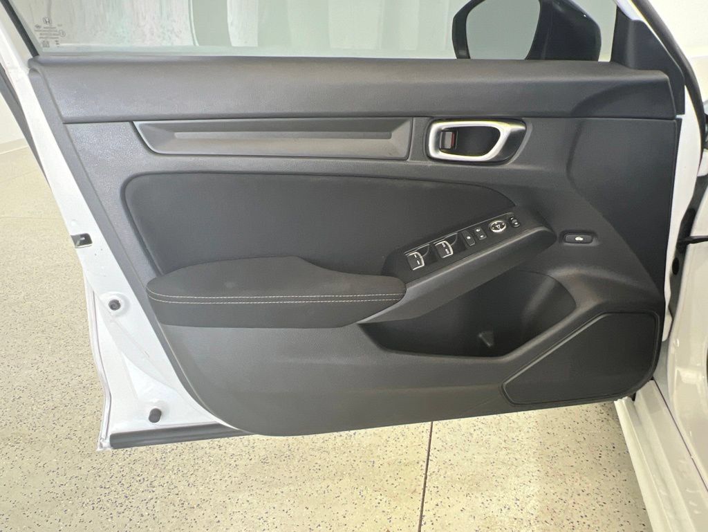 Used 2023 Honda Civic Sport image 19