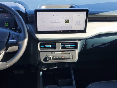 New 2026 Ford Maverick Lobo image 28