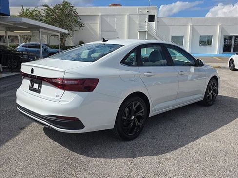 New 2026 Volkswagen Jetta SE image 3