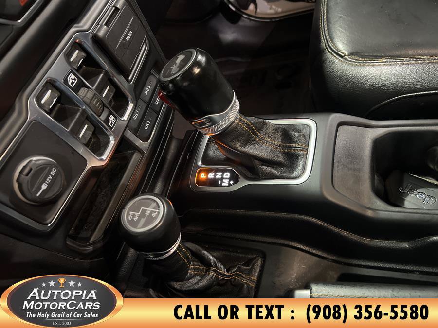 Used 2021 Jeep Wrangler Unlimited Sahara AWD/4WD image 34