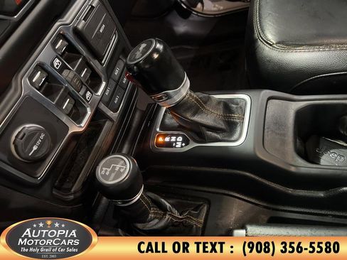 Used 2021 Jeep Wrangler Unlimited Sahara image 34