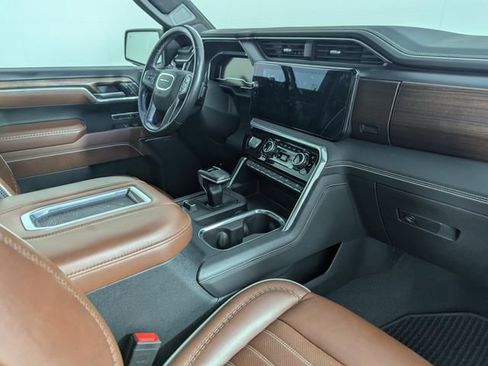 Used 2022 GMC Sierra 1500 Denali Ultimate AWD/4WD image 23