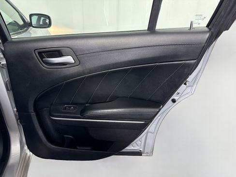 Used 2020 Dodge Charger SXT w/ Plus Group image 28