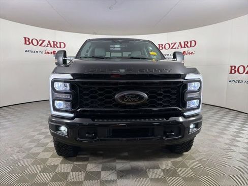 Used 2025 Ford F250 XLT w/ Black Appearance Package AWD/4WD image 2