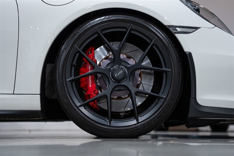 Used 2014 Porsche 911 GT3 RWD image 42
