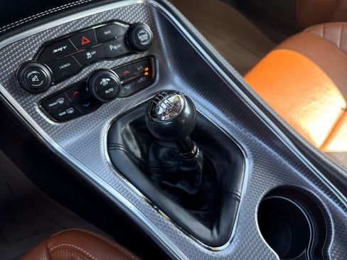 Used 2016 Dodge Challenger SRT Hellcat image 23