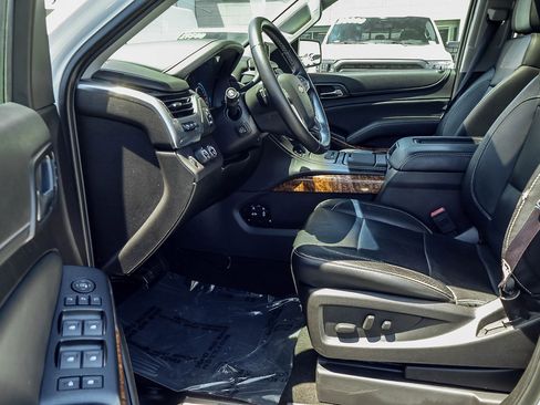 Used 2016 Chevrolet Suburban LTZ AWD/4WD image 2