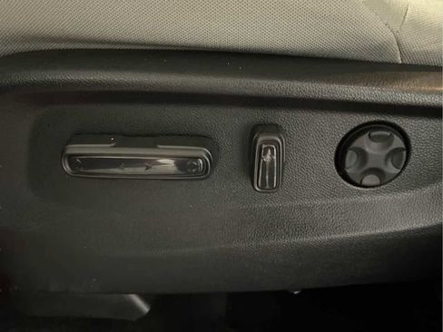 Used 2021 Honda CR-V EX image 12