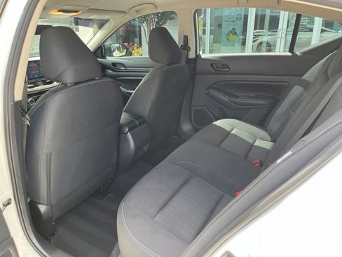 Used 2025 Nissan Altima 2.5 S FWD image 15