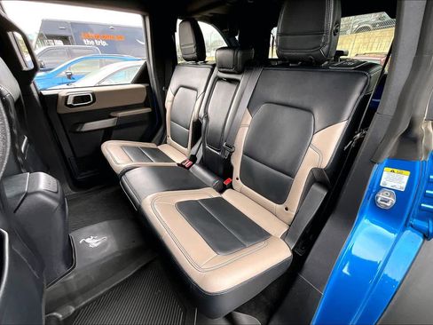 Used 2023 Ford Bronco Wildtrak image 20