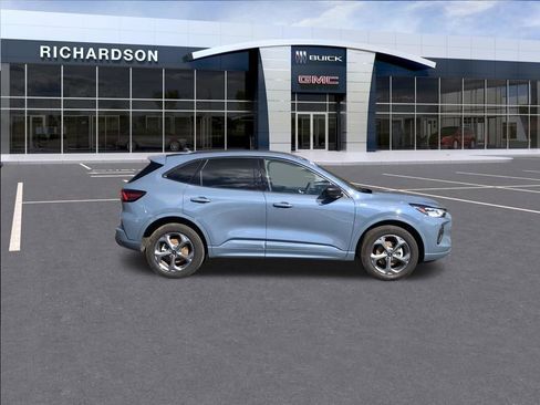 Used 2023 Ford Escape ST-Line w/ Tech Pack #1 image 6