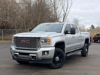 Used 2015 GMC Sierra 2500 Denali w/ Duramax Plus Package