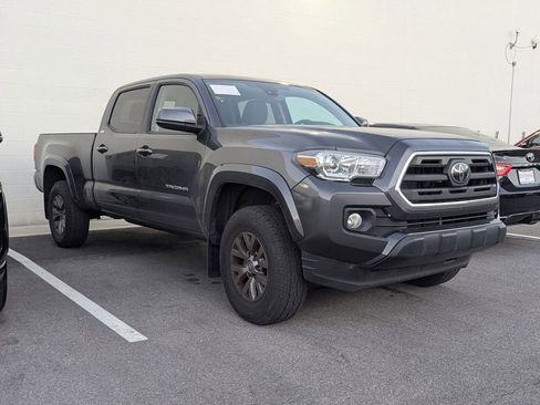 Used 2019 Toyota Tacoma SR5 image 3