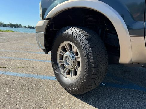 Used 2006 Ford F350 King Ranch AWD/4WD image 9
