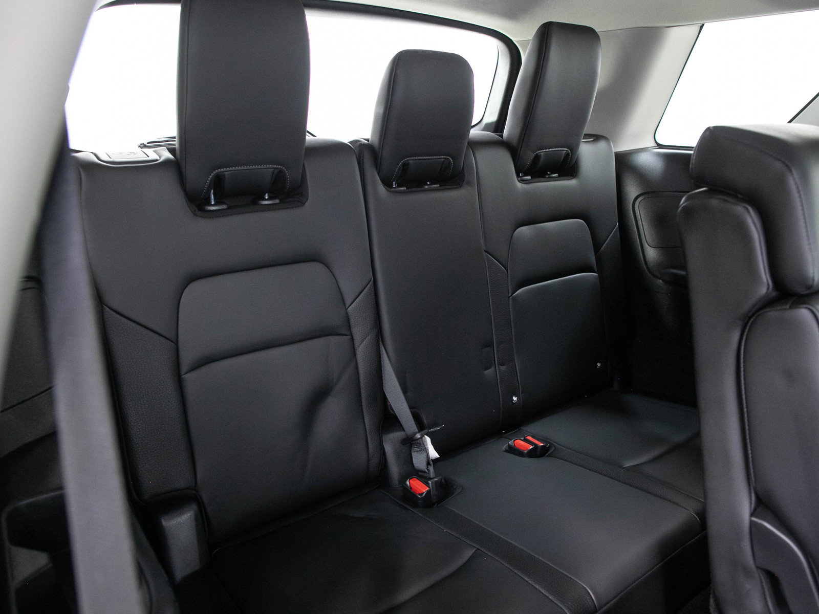 Used 2024 Nissan Pathfinder SL AWD/4WD image 15